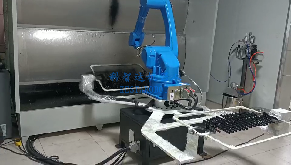 漁具噴涂機(jī)器人(圖4) 漁具噴涂機(jī)器人(圖4)