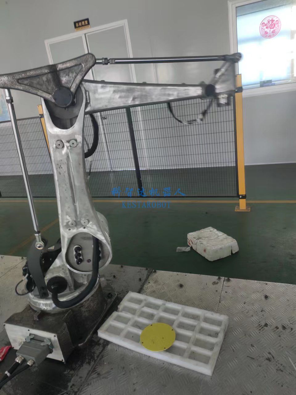 四軸關節機器人批量生產中(圖13) 四軸關節機器人批量生產中(圖13)