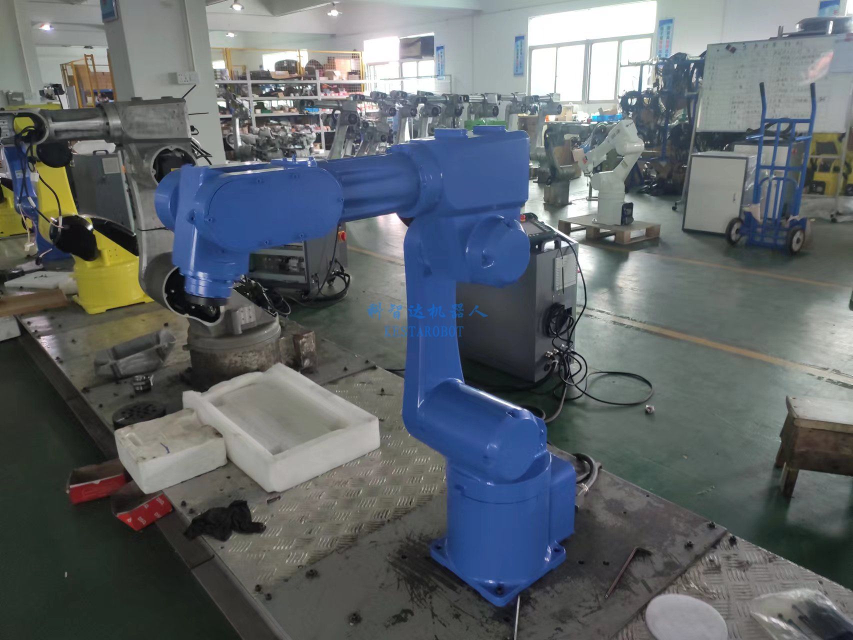 科智達機器人日常生產實況(圖3) 科智達機器人日常生產實況(圖3)